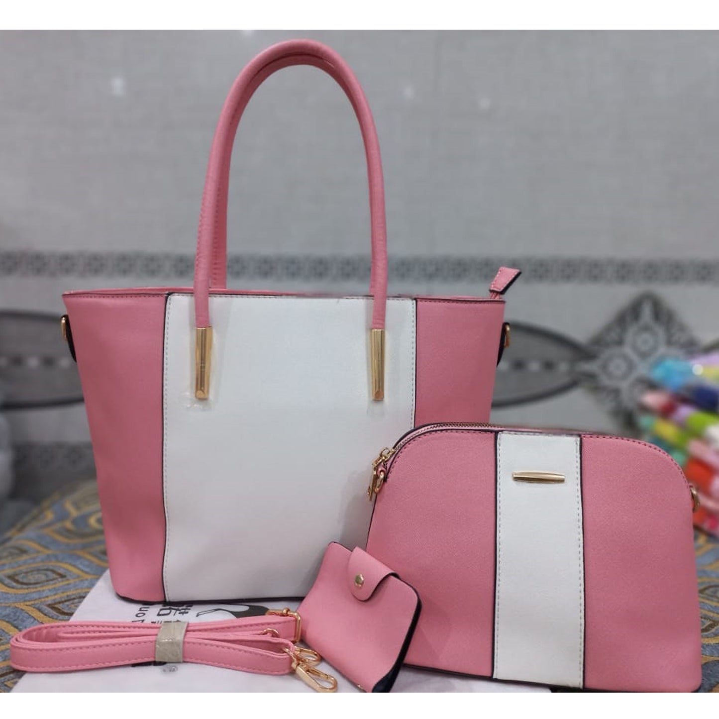 “Glam Up Your Look – 4-in-1 Luxury Handbag Set in Stunning Multi Colors”(ALL IN1)(BRANDED)