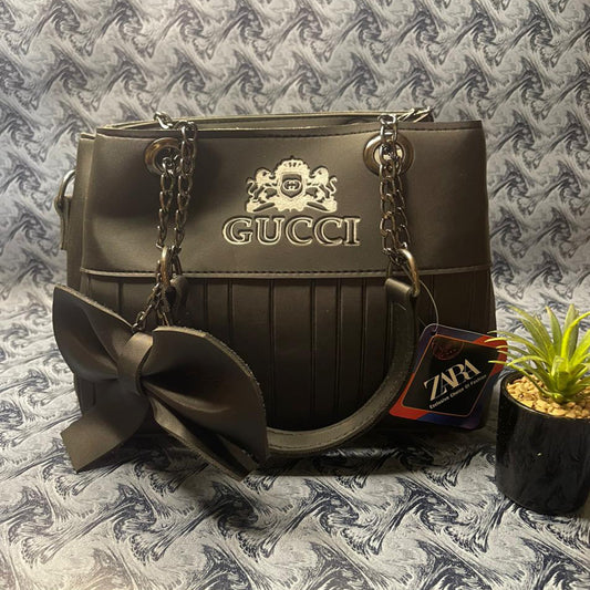 Elegant Black Designer Handbag with Chain Strap